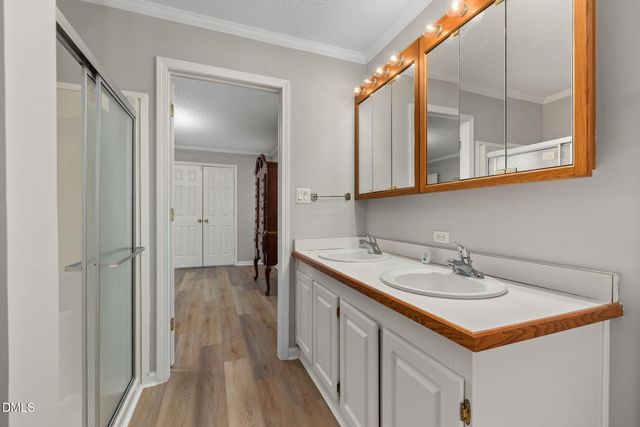 2850 Sanderford Road, Raleigh, NC 27610