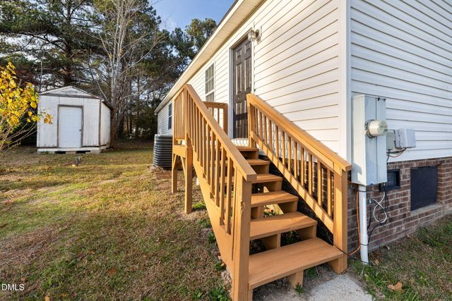 2850 Sanderford Road, Raleigh, NC 27610