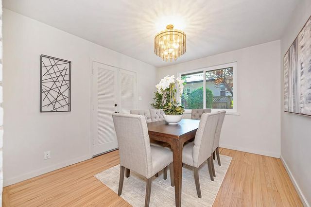 813 Columbia Dr, Sacramento, CA 95864