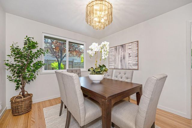 813 Columbia Dr, Sacramento, CA 95864
