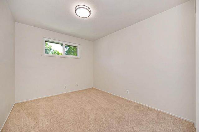 813 Columbia Dr, Sacramento, CA 95864