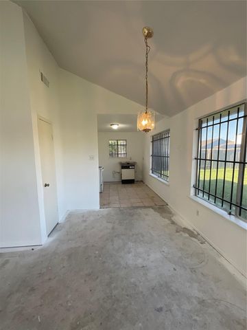 16151 Coyridge Lane, Houston, TX 77053
