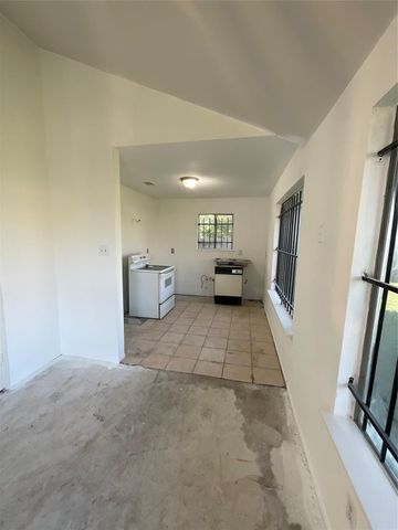 16151 Coyridge Lane, Houston, TX 77053