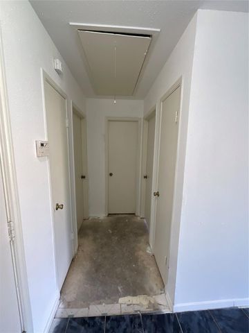 16151 Coyridge Lane, Houston, TX 77053