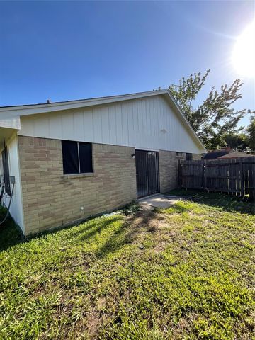 16151 Coyridge Lane, Houston, TX 77053