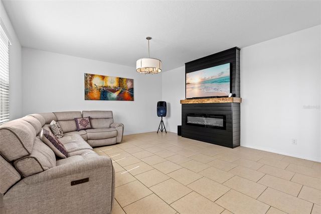 5640 CAMILLA STREET, St Cloud, FL 34771