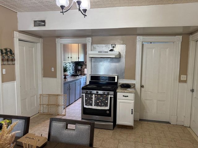 9 Watson Street, Lowell, MA 01852