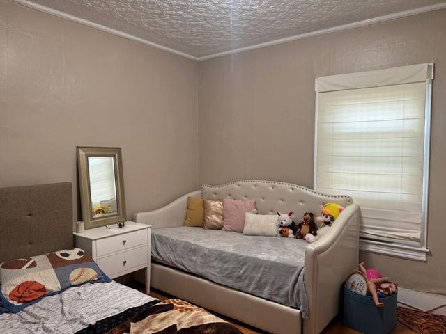 9 Watson Street, Lowell, MA 01852