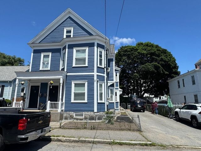 9 Watson Street, Lowell, MA 01852