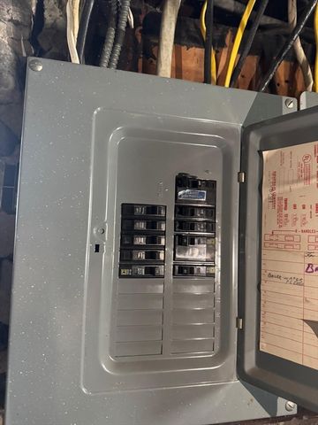 9 Watson Street, Lowell, MA 01852