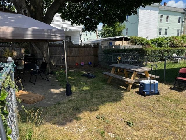 9 Watson Street, Lowell, MA 01852