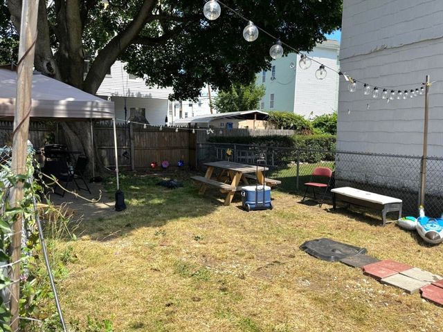 9 Watson Street, Lowell, MA 01852