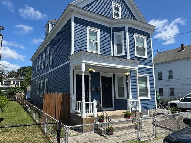 9 Watson Street, Lowell, MA 01852