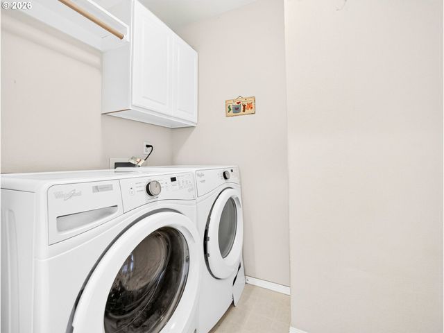 8577 Sw BELLFLOWER St, Portland, OR 97224