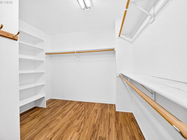 8577 Sw BELLFLOWER St, Portland, OR 97224
