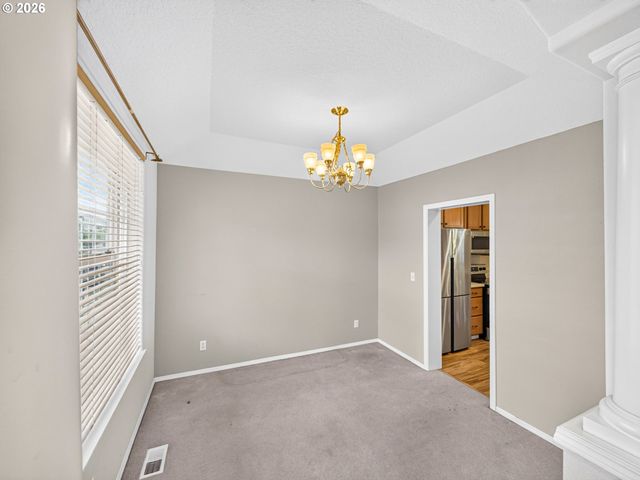 8577 Sw BELLFLOWER St, Portland, OR 97224