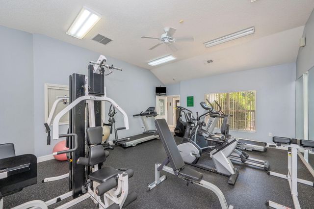 4276 Calinda Lane, 137, Niceville, FL 32578