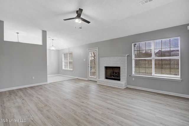 5750 Sparrow Run, Olive Branch, MS 38654