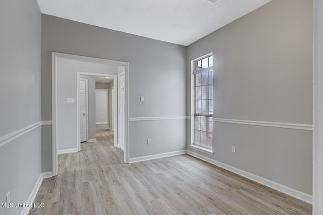 5750 Sparrow Run, Olive Branch, MS 38654