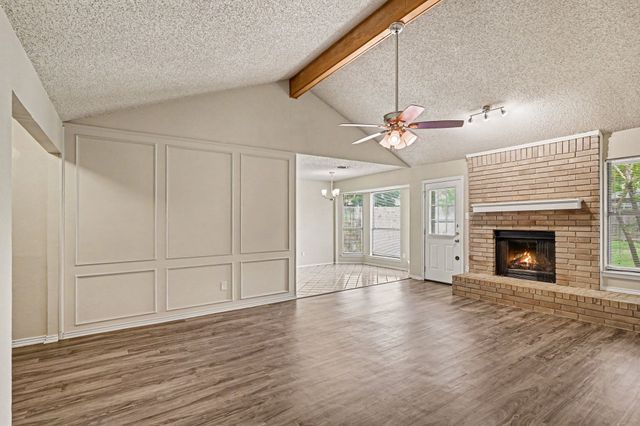 2608 Green Ridge Street, Fort Worth, TX 76133
