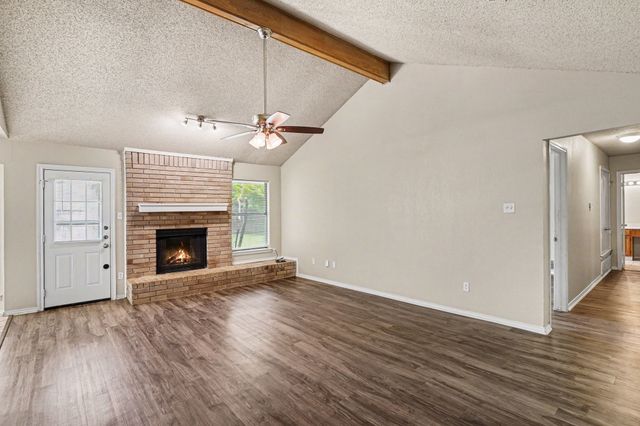 2608 Green Ridge Street, Fort Worth, TX 76133