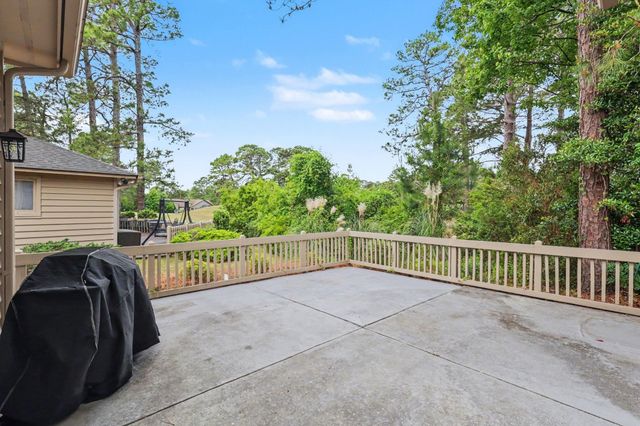 242 Cottonwood Ln., Conway, SC 29526