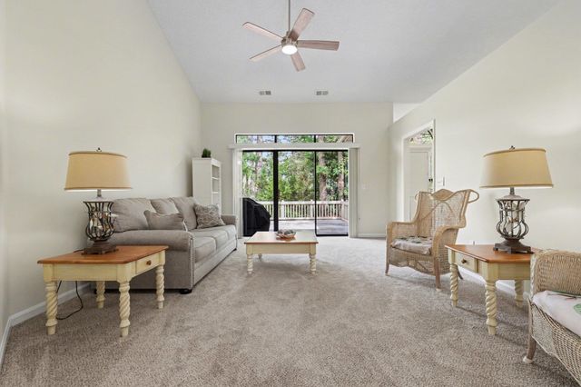 242 Cottonwood Ln., Conway, SC 29526