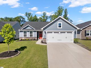 237 Southwell Street, Woodruff, SC 29388