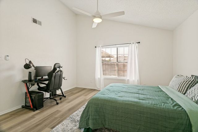 1332 Cedar Ridge Drive, Lewisville, TX 75067