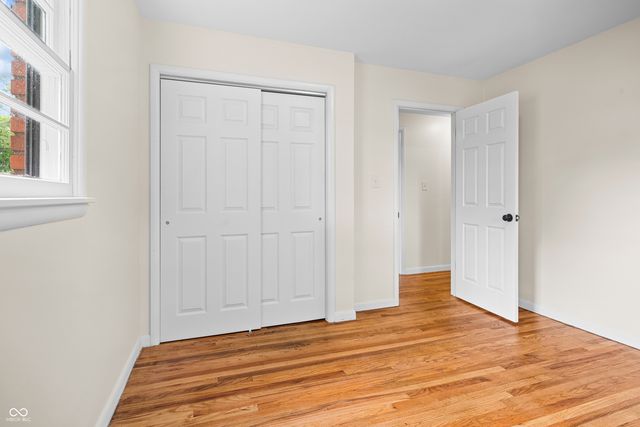 6838 Hague Road, Indianapolis, IN 46256