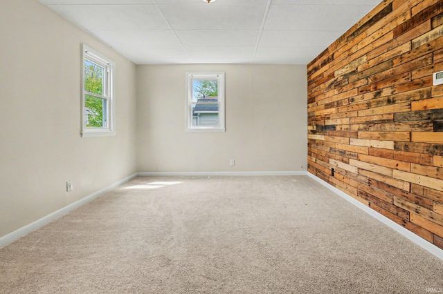 202 E Oakside Street, South Bend, IN 46614