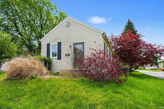202 E Oakside Street, South Bend, IN 46614