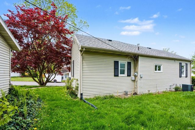 202 E Oakside Street, South Bend, IN 46614