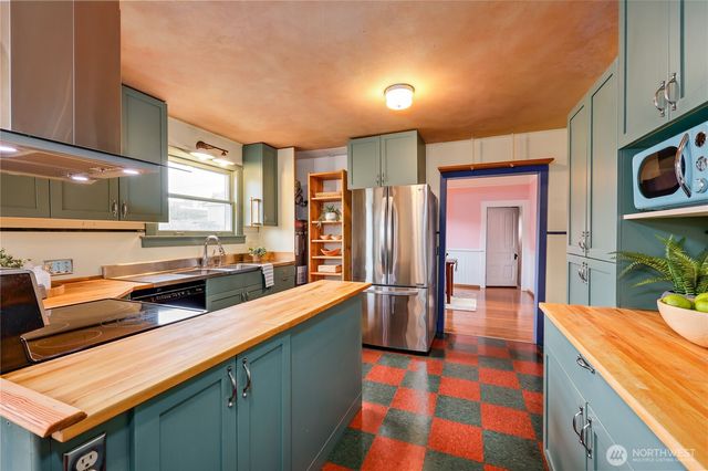 543 Van Buren Street, Port Townsend, WA 98368