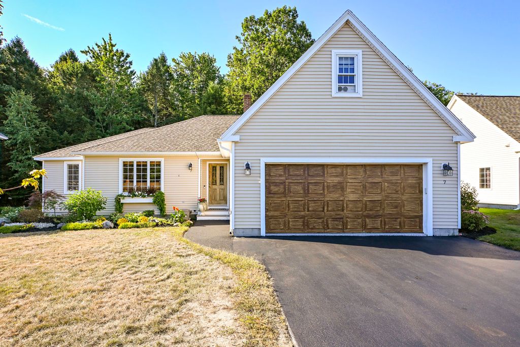 7 Kiara Lane 26, Gorham, ME 04038 — exterior