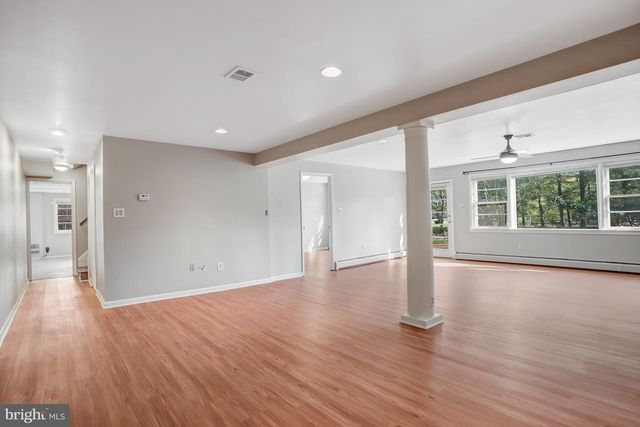 7525 SALEM RD, Falls Church, VA 22043