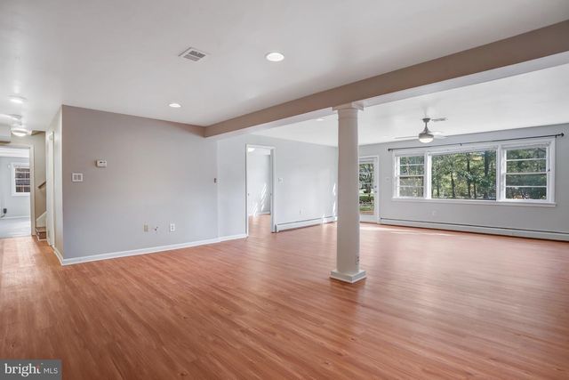 7525 SALEM RD, Falls Church, VA 22043