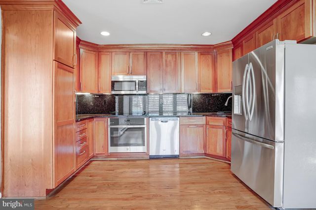 7525 SALEM RD, Falls Church, VA 22043