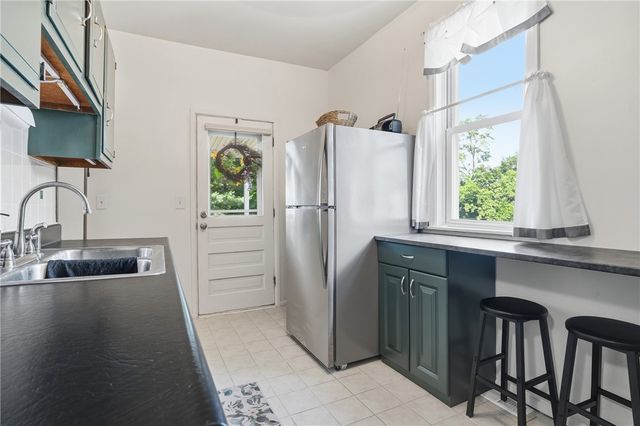141 E Steuben, Ingram, PA 15205