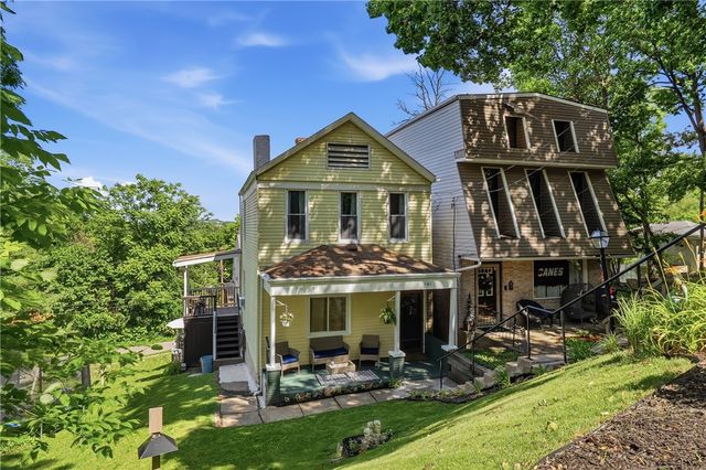 141 E Steuben, Ingram, PA 15205