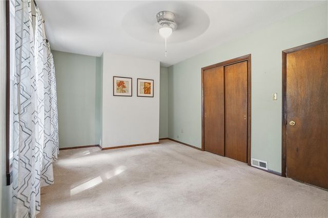 141 E Steuben, Ingram, PA 15205