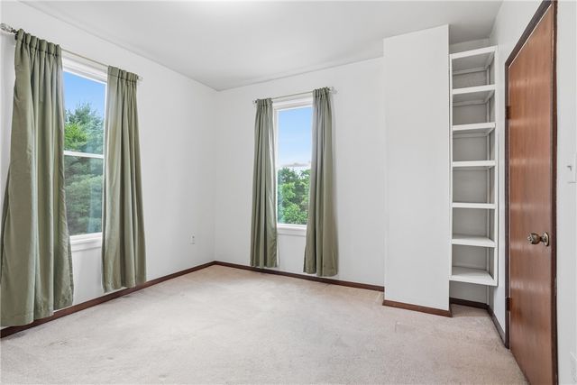 141 E Steuben, Ingram, PA 15205