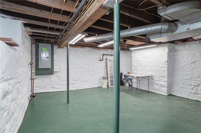 141 E Steuben, Ingram, PA 15205
