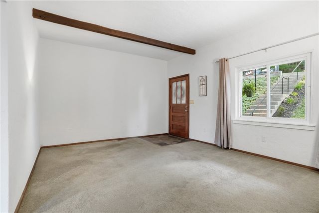 141 E Steuben, Ingram, PA 15205