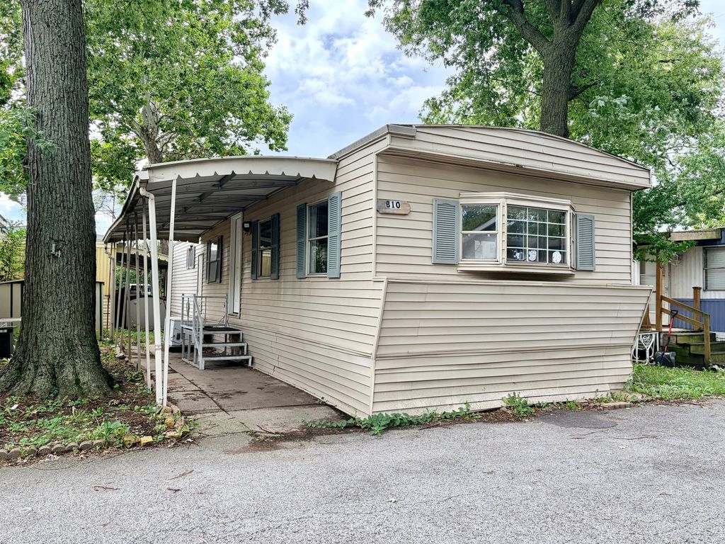 2993 Curtis Street B10, Des Plaines, IL 60018 — exterior