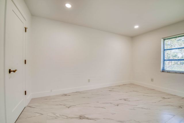 10084 Meridian Way N 4, Palm Beach Gardens, FL 33410