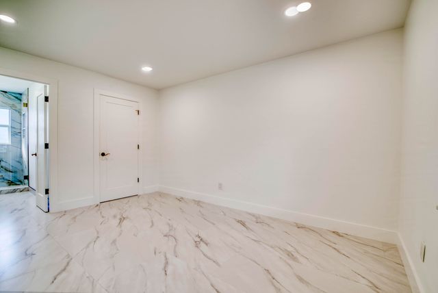 10084 Meridian Way N 4, Palm Beach Gardens, FL 33410