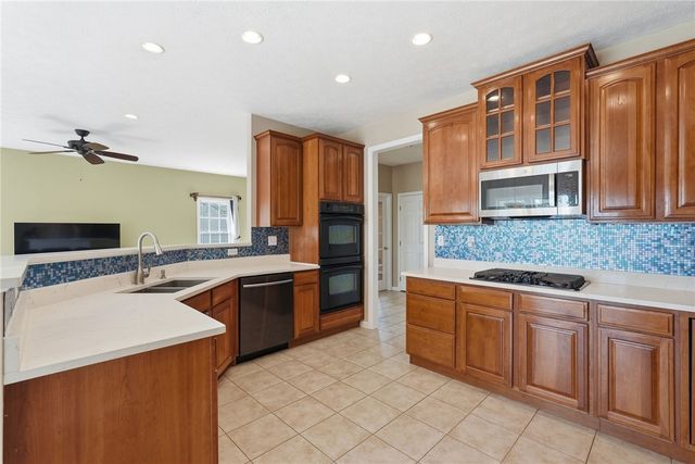 309 Londonberry Ct, Marshall, PA 16046