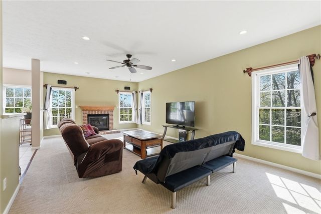 309 Londonberry Ct, Marshall, PA 16046