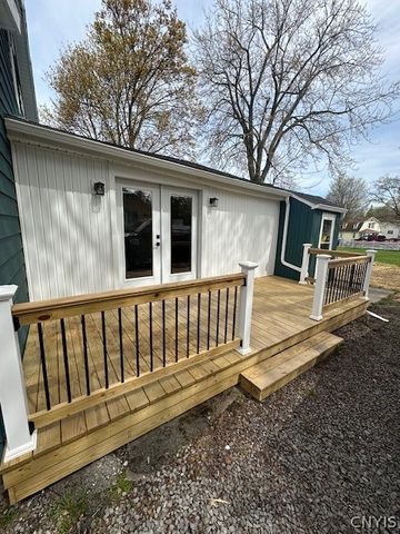 6 Lake Avenue, Auburn, NY 13021